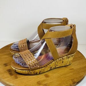 JUSTICE Girls Tan Sparkle Platform Shoes Size 3